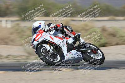 media/Nov-01-2025-CVMA (Sat) [[fc0f7531b8]]/Race 7-Formula Twins-Formula 40 UL/